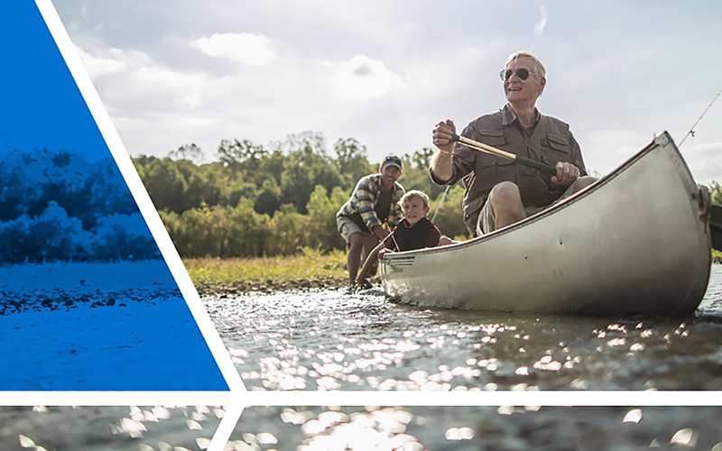 grandpa canoeing with family